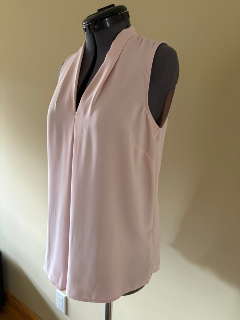 Bar III size XS blush pink blouse